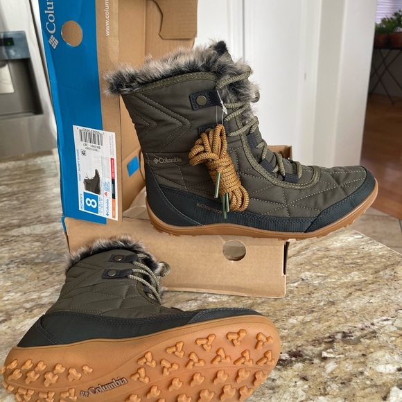 Columbia Women's Minx Shorty III Boot - Picture 7 of 7